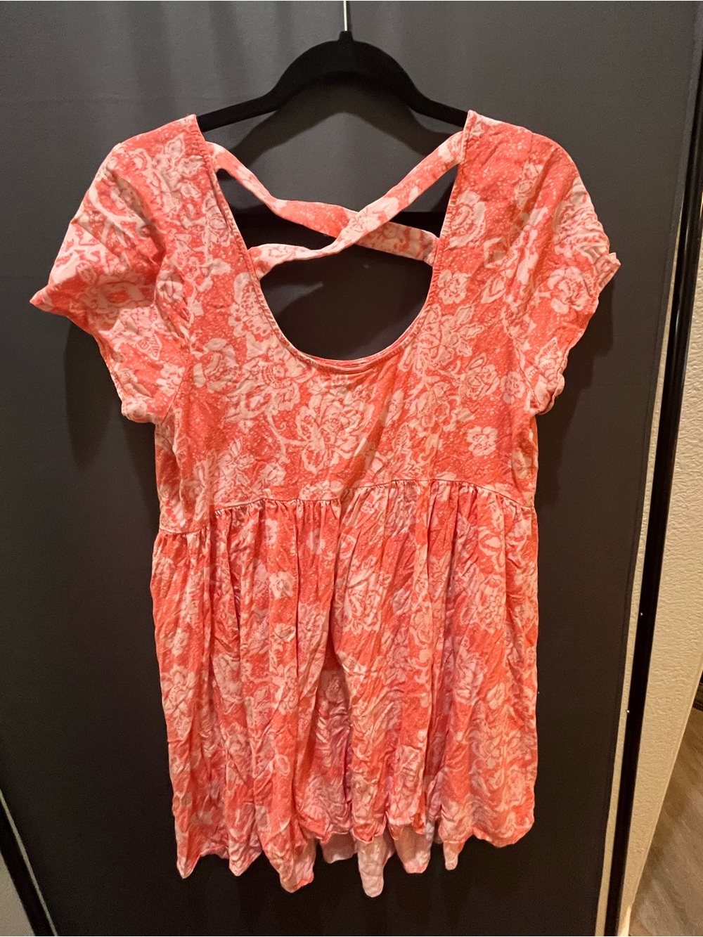 Torrid Women's Coral Floral Cross-Back Short Sleeve Skater Dress